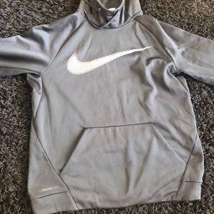 Nike pull over (Blk)